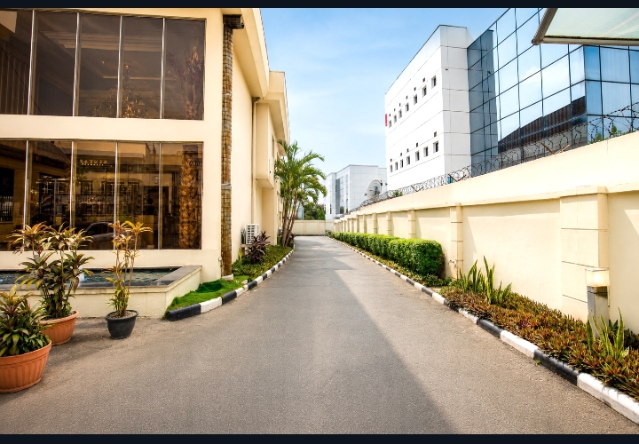 Landscaped driveway and hotel approach — Summerset Continental Hotel Abuja